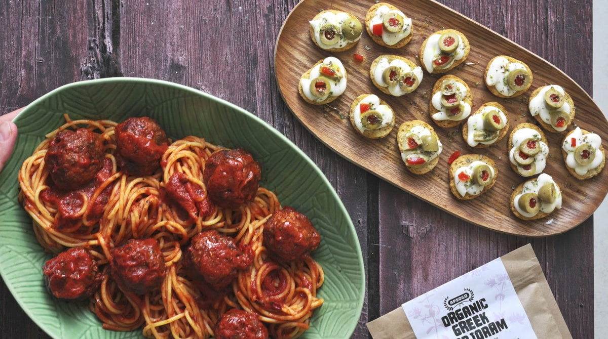 Marjoram Meatballs in Tomato Sauce with Spaghetti